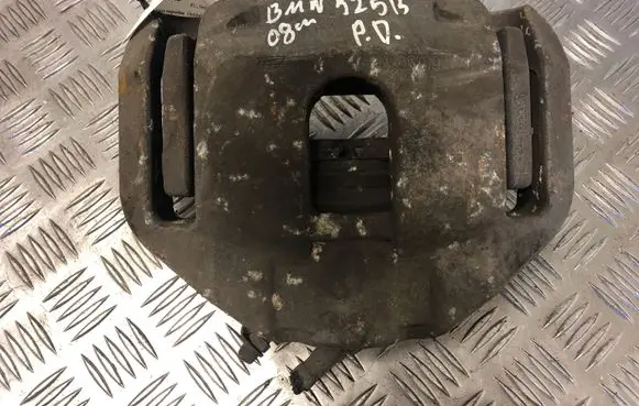 BMW 5 E60 E61 Front brake caliper