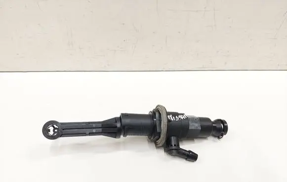 Nissan Interstar Clutch master cylinder 8200459155