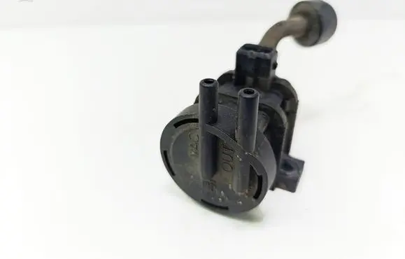 Opel Astra G Turbo solenoid valve 4715396