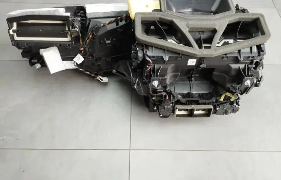 BMW 7 G11 G12 Interior heater climate box assembly 94250521 9299696