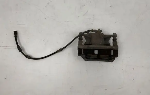 Audi Q2 - Front brake caliper 6798F