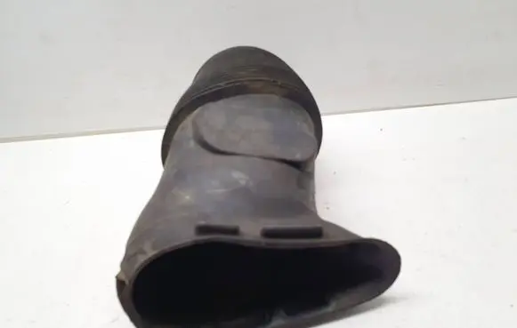Volkswagen Multivan T5 Air intake duct part 7H0129578B 7H0129647