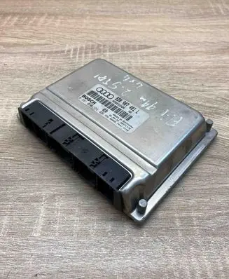 Audi A4 S4 B5 8D Engine control unit/module ECU 8D0907401L 0281010155