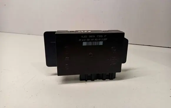 Volkswagen PASSAT B5 Comfort/convenience module 1J0959799F