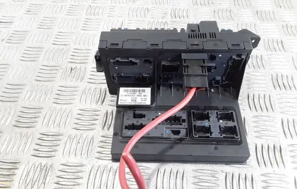 Mercedes-Benz E W211 Fuse module 2115459001