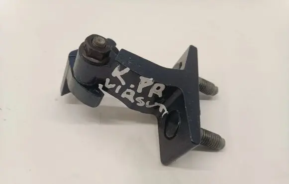Mercedes-Benz CLA C118 X118 Front door upper hinge