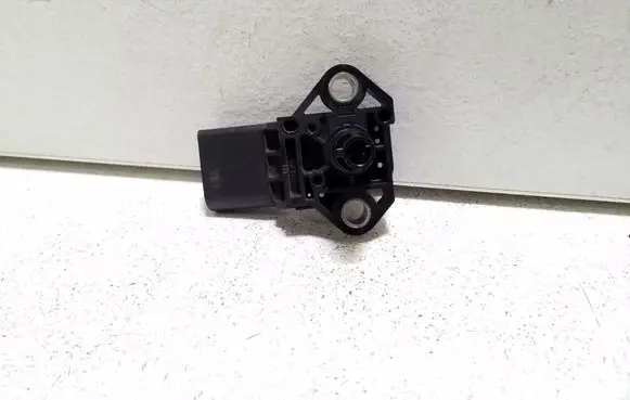 Audi TT TTS Mk2 Air pressure sensor 0261230279 038906051K