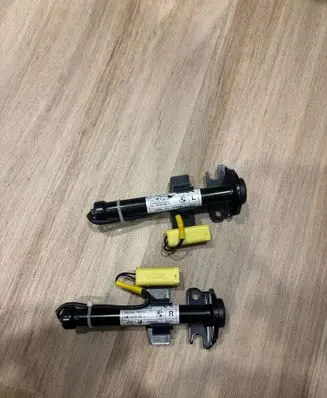 BMW X3 G01 Bonnet Pedestrian Airbag Actuator 7397495 7397496