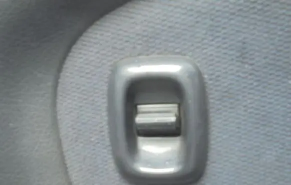 Suzuki Baleno EG Electric window control switch
