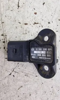 Volkswagen Polo III 6N 6N2 6NF Air pressure sensor 06B906051