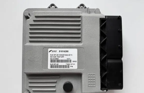 Fiat Grande Punto Engine control unit/module 51816285 MJD6F3B1