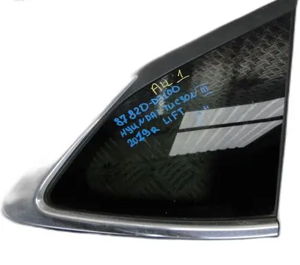 Hyundai Tucson TL Rear side window 87820D3100