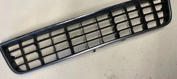 Audi A6 S6 C5 4B Front grill 4B0807683L