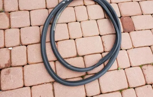 Opel Astra K Rubber seal loading door 