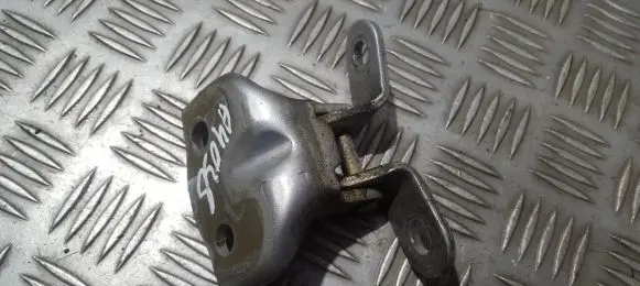 Hyundai Santa Fe Front door upper hinge