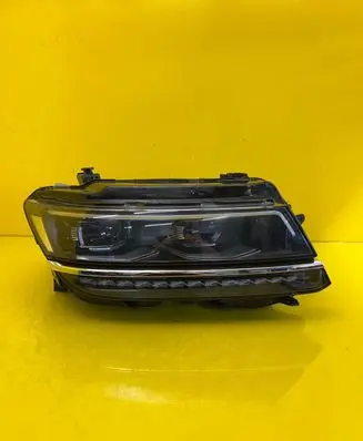 Volkswagen Tiguan Headlight/headlamp 5NB941082D