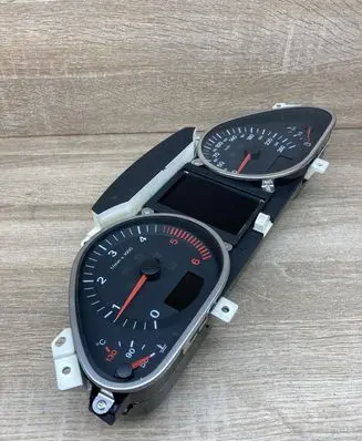 Audi A6 S6 C6 4F Speedometer (instrument cluster) 4F0920900L