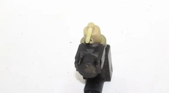 Volvo S60 Turbo solenoid valve 31339808