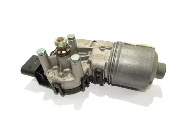 Volkswagen PASSAT B5 Wiper motor 0390241505