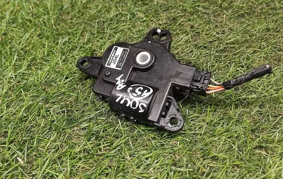 KIA Soul Air flap motor/actuator D267FGDAA01