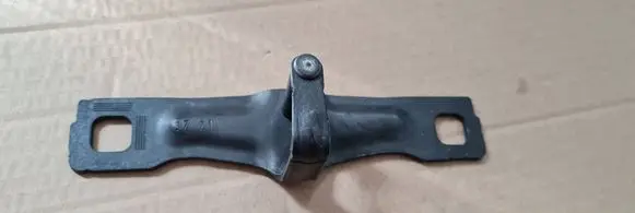 Audi Q3 F3 Loading door lock loop/hook striker 8V0827507H