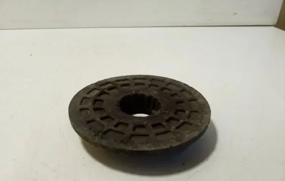 Opel Astra H Rear coil spring rubber mount 90538496
