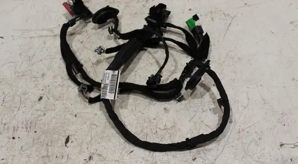 Volvo V40 Front door wiring loom 30728406
