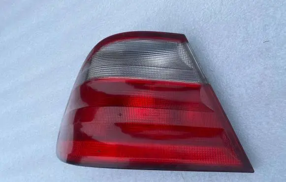 Mercedes-Benz CLK A208 C208 Rear/tail lights 2088200164