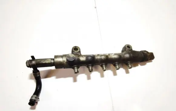 Subaru Legacy Fuel main line pipe