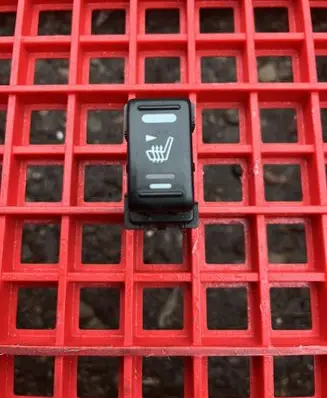 Infiniti FX Seat heating switch 909890909