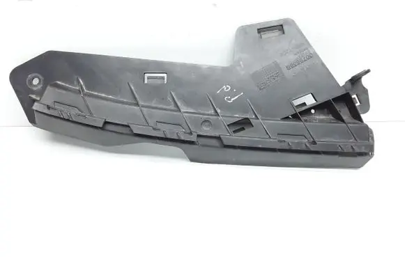 Volvo V70 Front bumper mounting bracket 30796388