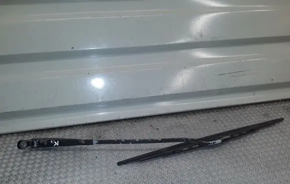 Volkswagen Golf II Windshield/front glass wiper blade 