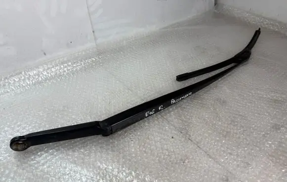 BMW 3 E46 Front wiper blade arm 7007128 61617007128