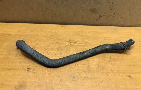 Renault Kangoo I Engine coolant pipe/hose