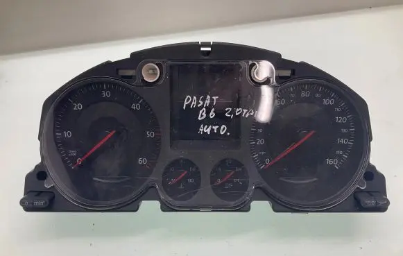 Volkswagen PASSAT B6 Speedometer (instrument cluster) 3C0920960H X0014000