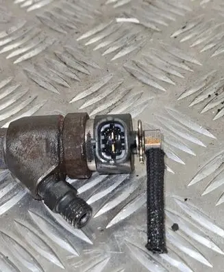 Honda Civic Fuel injector 16450R06E01