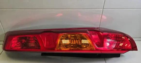 Nissan X-Trail T31 Rear/tail lights 22068929