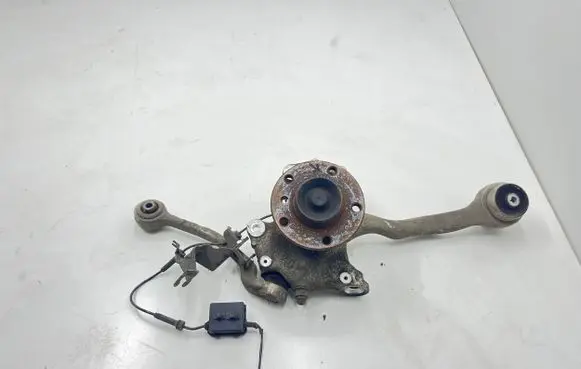 BMW 2 F22 F23 Front wheel hub spindle knuckle 6792286