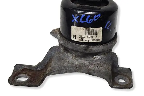 Volvo XC60 Engine mount bracket 313301354CAR 31330135