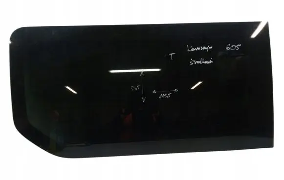 Renault Trafic III (X82) Rear side window SAINT