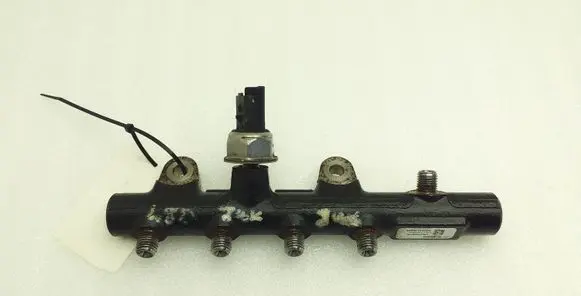 Nissan Juke I F15 Fuel main line pipe 152900080 1524953591 175210651R