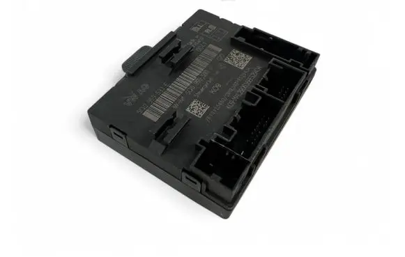 Volkswagen Golf VII Other control units/modules 5Q0959593E