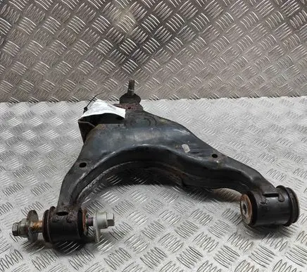 Toyota Land Cruiser (BJ70) Front lower control arm/wishbone 4806960040