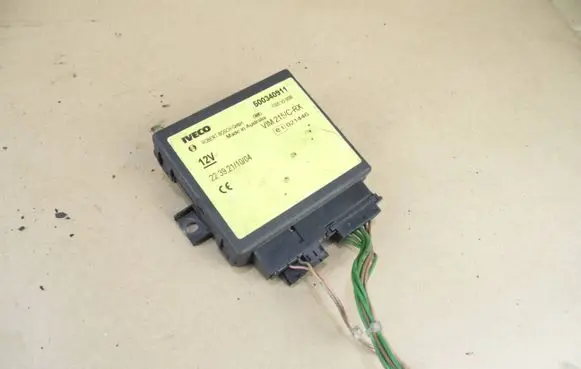Iveco Daily 3rd gen Door central lock control unit/module 500340911 E1021446 F005V00096