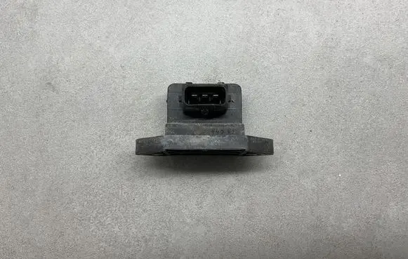 Hyundai Getz ESP acceleration yaw rate sensor 3936022040 9570930001