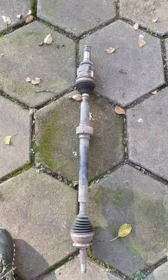 Lexus CT 200H Front driveshaft 11021527769