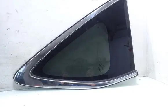 Honda CR-V Rear side window AS3