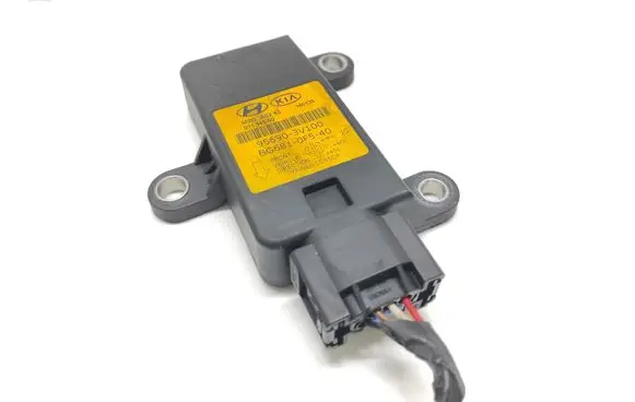 Hyundai i40 ESP acceleration yaw rate sensor 956903V100 BG6810F540