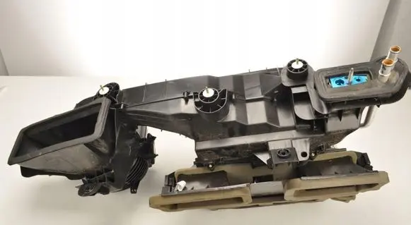 Maserati Ghibli Heater blower radiator
