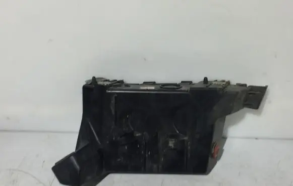 Ford Courier Front bumper mounting bracket ET7617D958